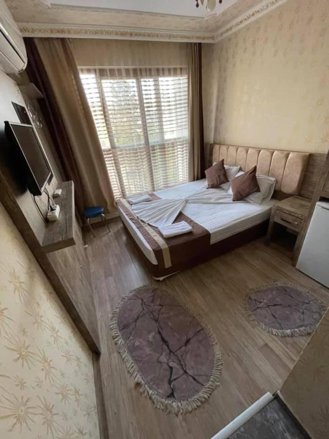 Oezguer Hotel Αττάλεια Εξωτερικό φωτογραφία