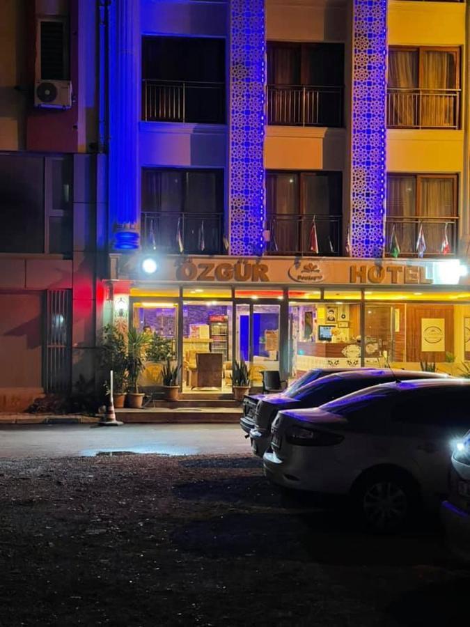Oezguer Hotel Αττάλεια Εξωτερικό φωτογραφία