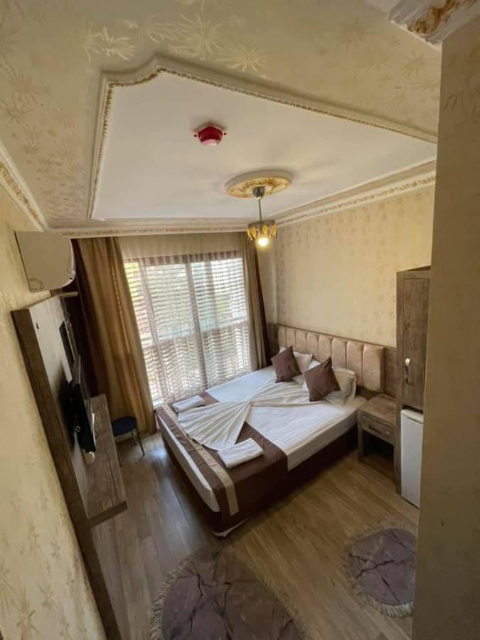 Oezguer Hotel Αττάλεια Εξωτερικό φωτογραφία