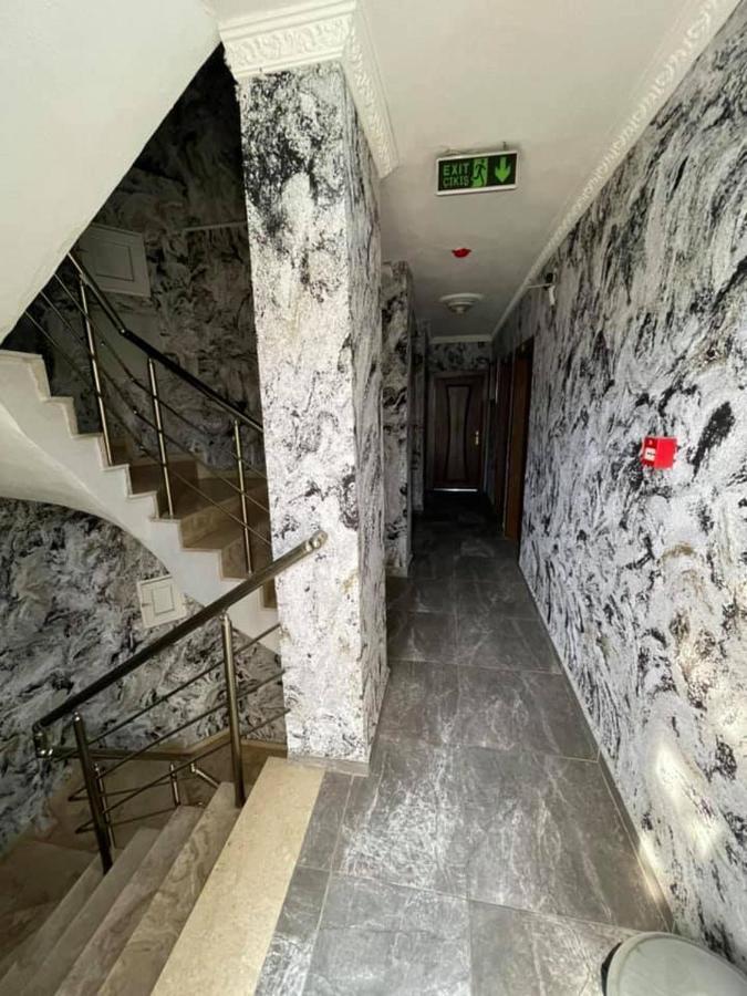 Oezguer Hotel Αττάλεια Εξωτερικό φωτογραφία
