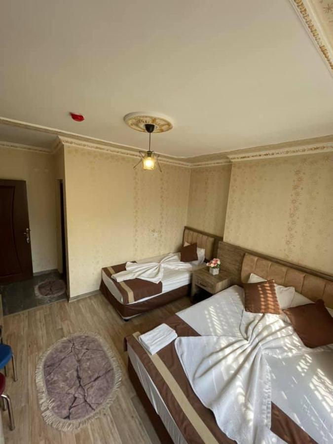 Oezguer Hotel Αττάλεια Εξωτερικό φωτογραφία